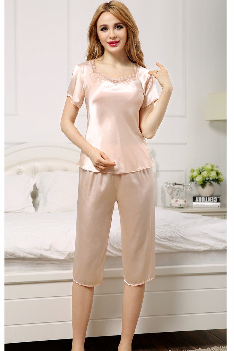 Women's Beautifully Soft Short Sleeve Top and Pants Pajama Set