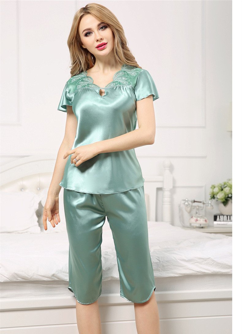 Women's Beautifully Lace Soft Short Sleeve Top and Pants Pajama Set