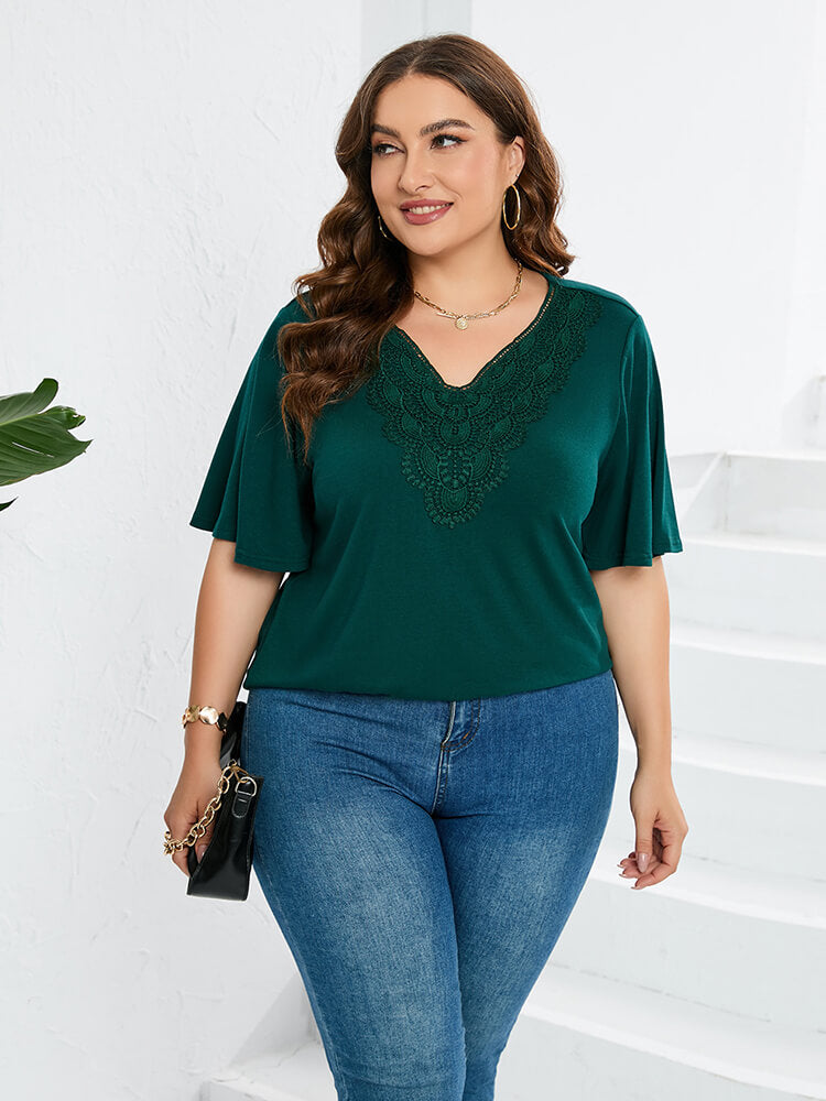 Plus Green  Lace Patchwork V-Neck Ruffle Sleeve Tee
